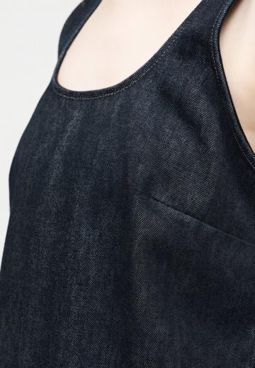 Джинсовый комбинезон