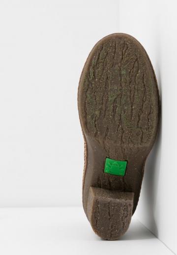 Полусапожки на высоком каблуке