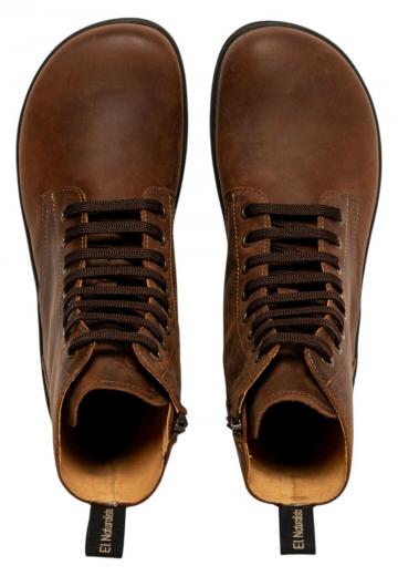 Ботинки на шнуровке