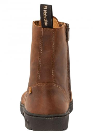 Ботинки на шнуровке