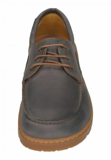 Ботинки на шнуровке