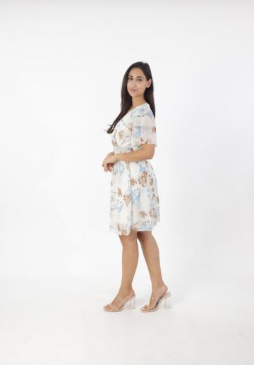 Короткое платье