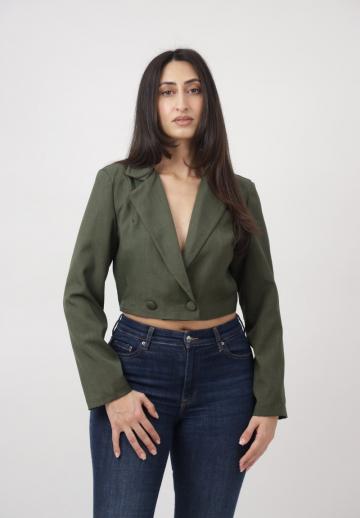Короткий блейзер