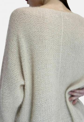 Длинный пуловер