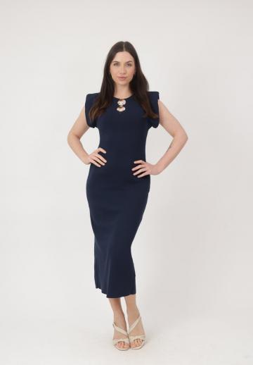 Платье футляр