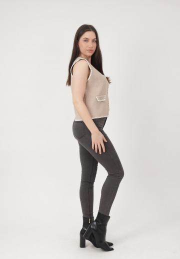 Пуховой жилет