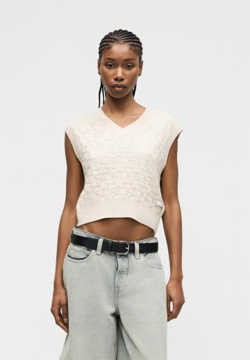 Пуловер без рукавов