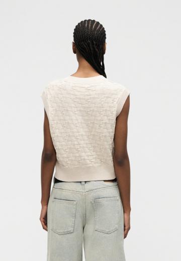 Пуловер без рукавов