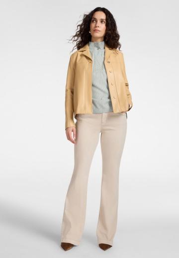 Клешеные джинсы