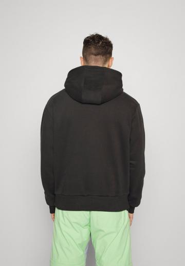 Спортивная кофта