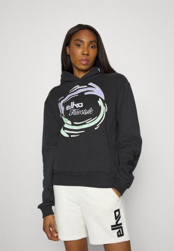 Спортивная кофта