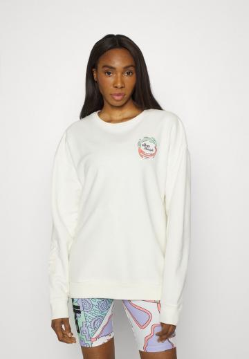 Спортивная кофта