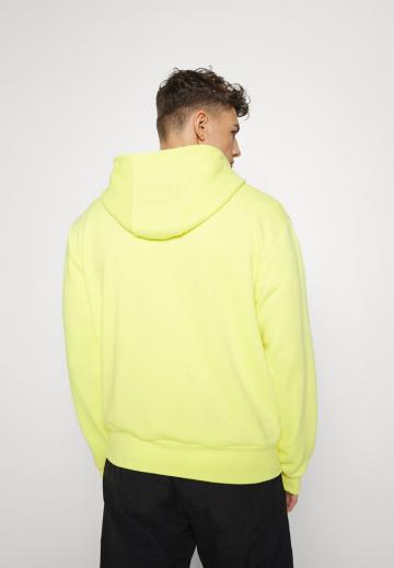 Спортивная кофта