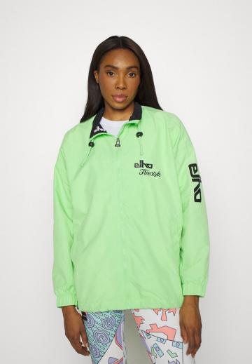 Спортивная куртка