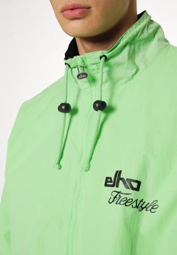 Спортивная куртка