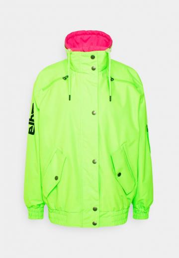 Спортивная куртка