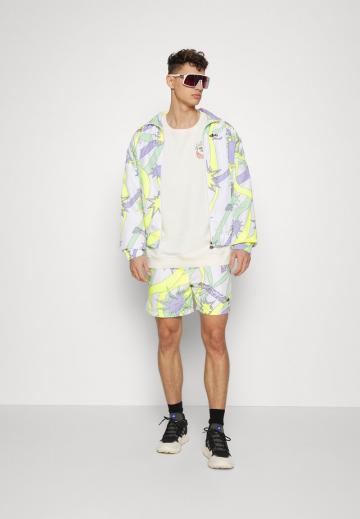 Спортивная куртка