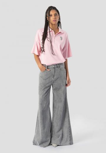 Клешеные джинсы