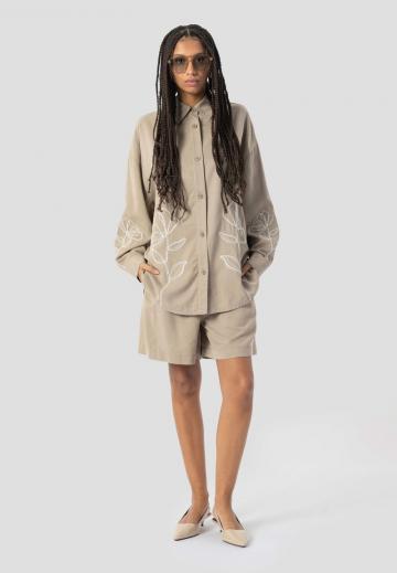 Длинная блузка