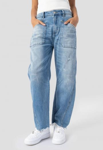 Свободные джинсы