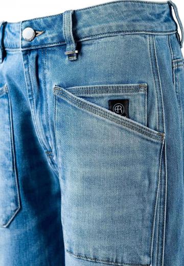 Свободные джинсы