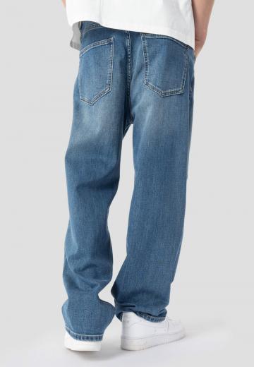 Свободные джинсы