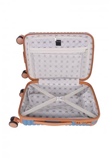 Чемодан на колесах