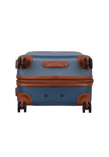 Чемодан на колесах