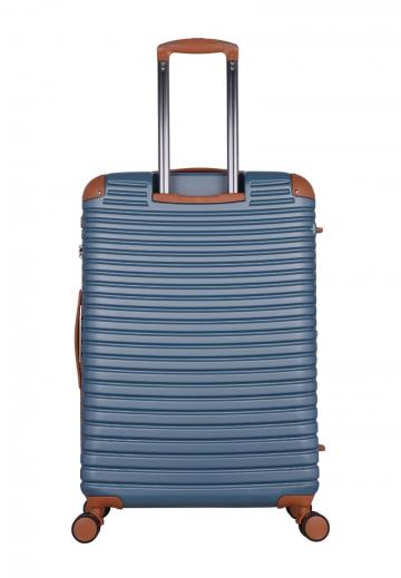 Чемодан на колесах