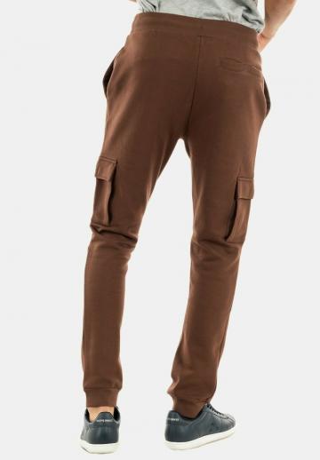 Брюки с накладными карманами
