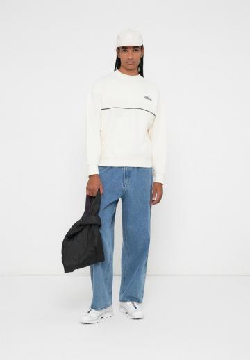 Спортивная кофта