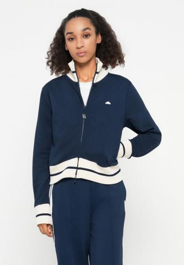 Спортивная куртка