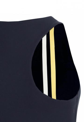 Спортивный топ