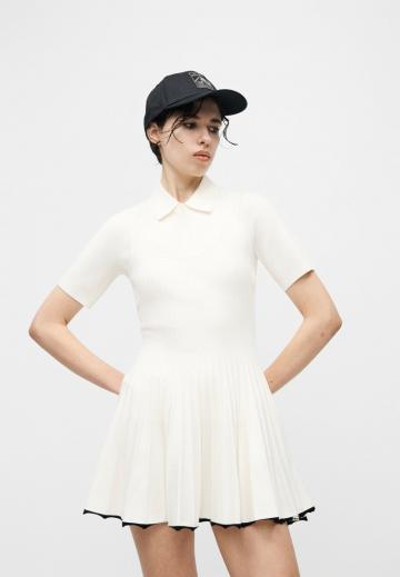 Короткое платье