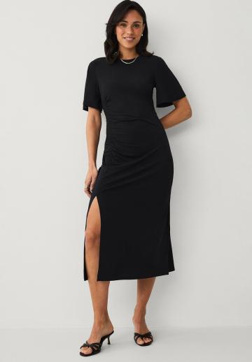 Платье футляр