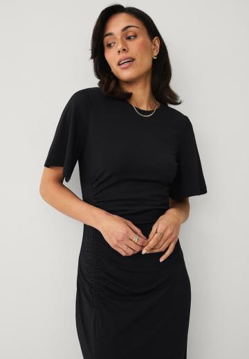 Платье футляр