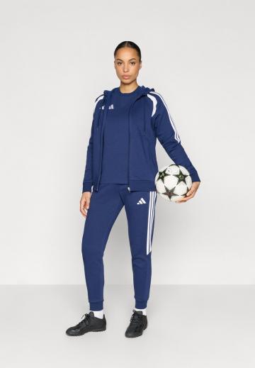 Спортивная толстовка