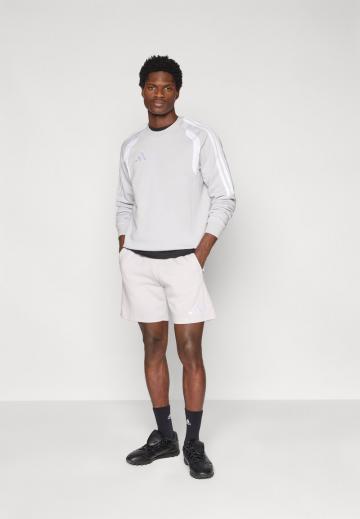 Спортивная кофта