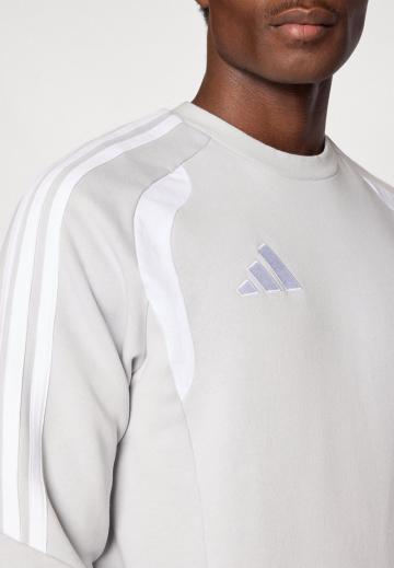 Спортивная кофта