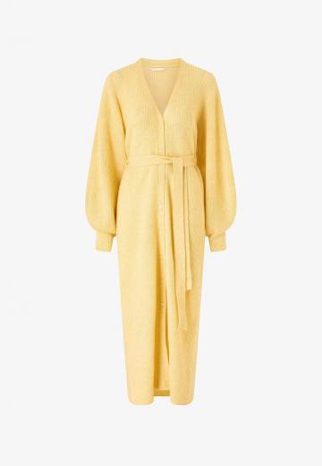 Вязаное платье