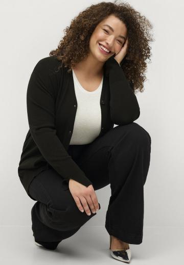 Длинный жилет