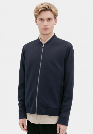 Куртка бомбер