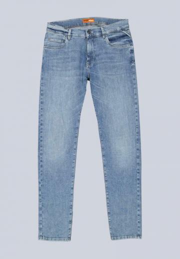 Узкие джинсы