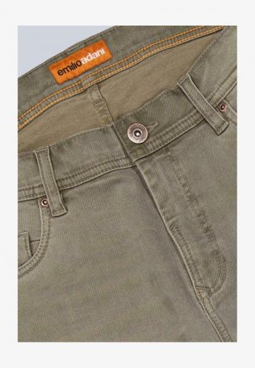 Узкие джинсы