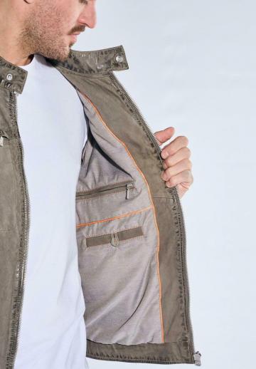 Кожаная куртка