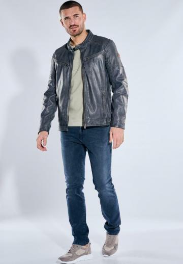 Кожаная куртка