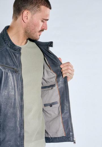 Кожаная куртка