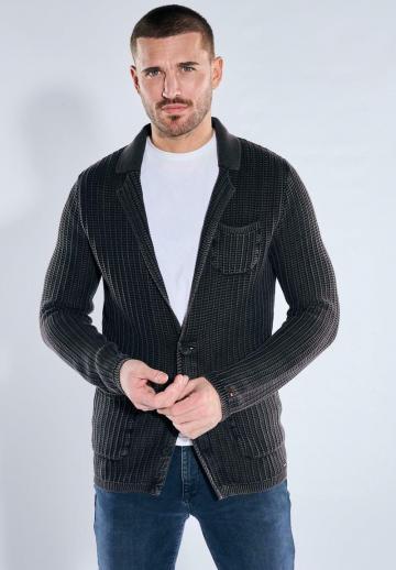 Вязаная кофта