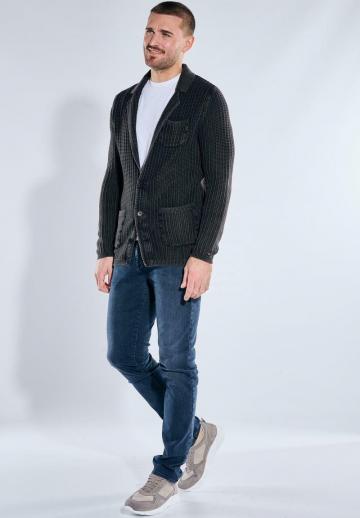 Вязаная кофта