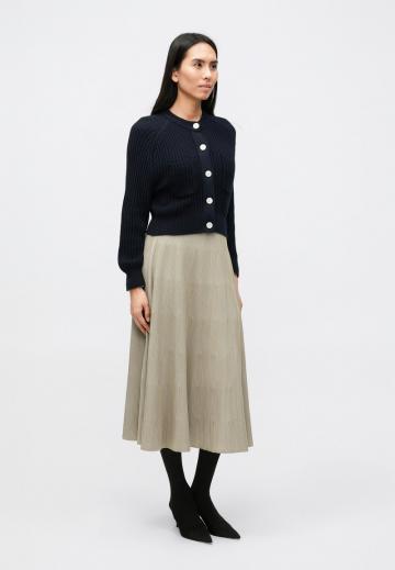 Вязаная кофта